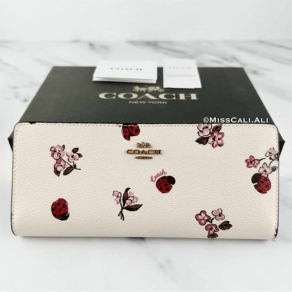 NWT COACH 🐞Ladybug Floral Slim Long Wallet Bag